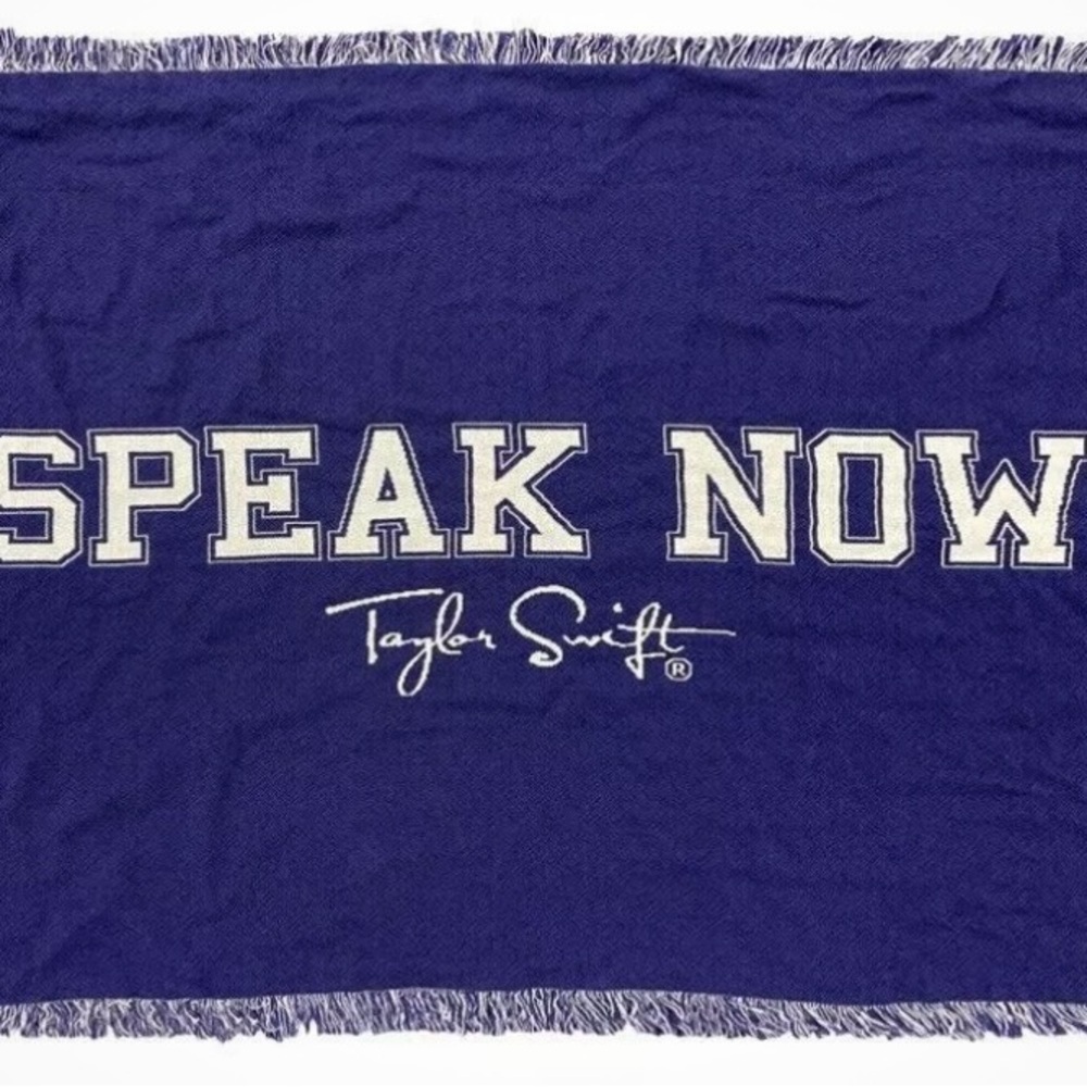 Taylor Swift Speak Now woven blanket